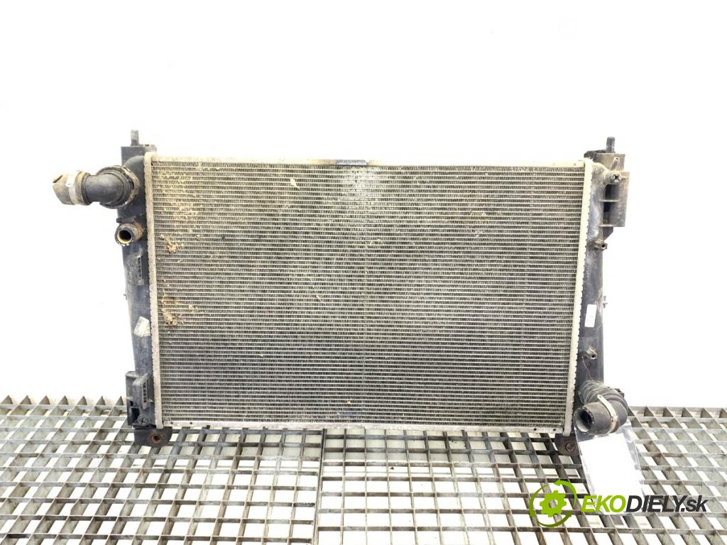 FIAT GRANDE PUNTO liftback 2006 55 kW 1.3 D Multijet 1248 chladič vody 557041360 (Vodní chladič)