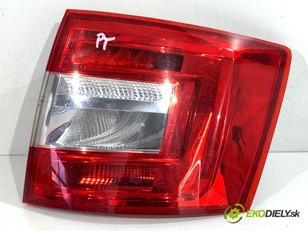 SKODA OCTAVIA III Kombi 2019 110 kW 2.0 TDI 1968 Svetlo pravy zad 5E9945096B