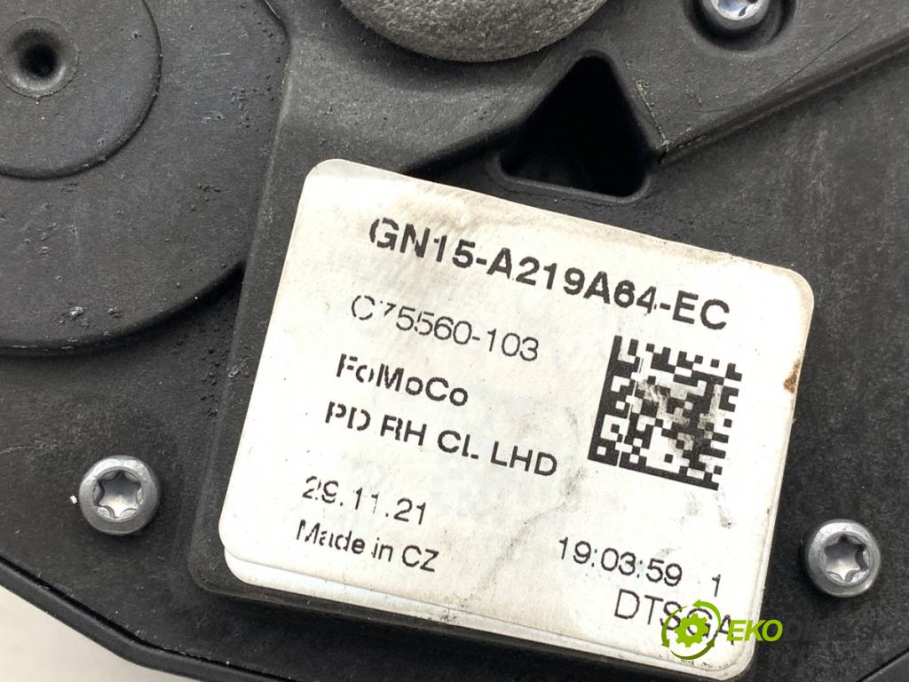 FORD ECOSPORT SUV 2021 92 kW 1.0 EcoBoost 998 zámok Dvere pravy predný GN15-A219A64-EC