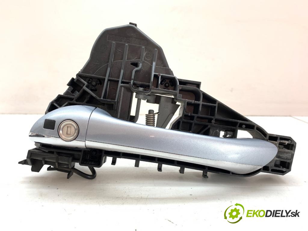 MERCEDES-BENZ W245 liftback 2006 103 kW B 200 CDI (245.208) 1991 klika vnejší levý přední část A1697600934