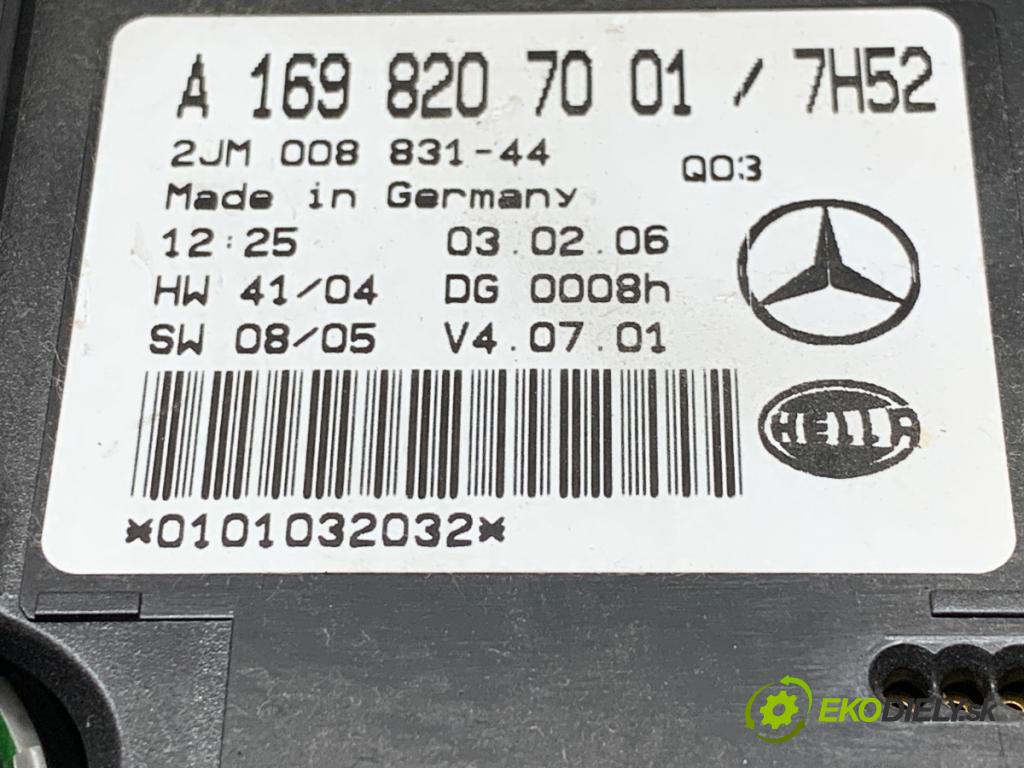 MERCEDES-BENZ W245 liftback 2006 103 kW B 200 CDI (245.208) 1991 světlo stropní A1698207001