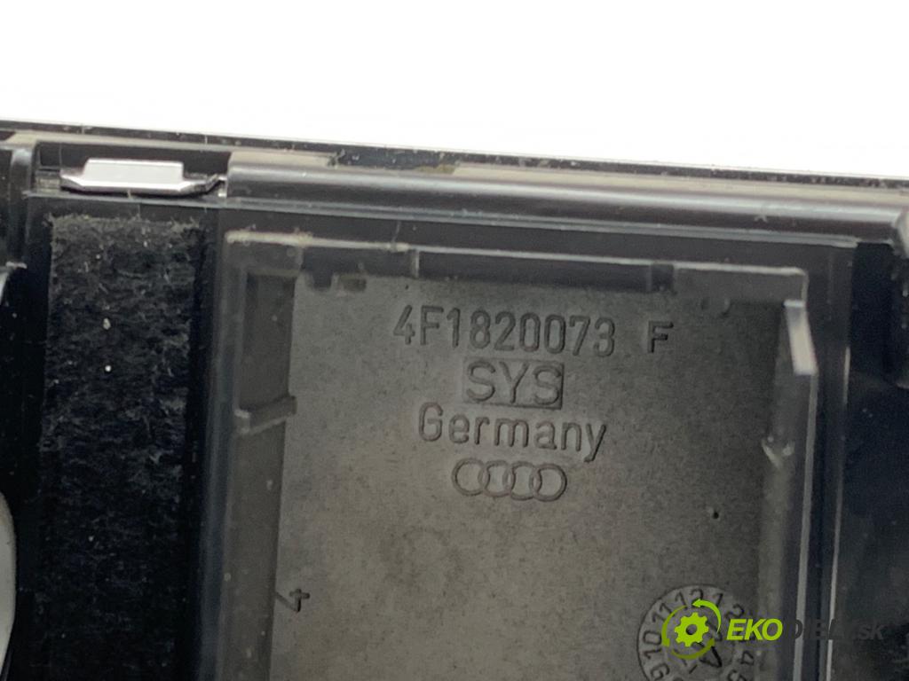 AUDI A6 C6 Kombi 2007 120 kW 2.7 TDI 2698 mří topení levý přední část 4F1820901D