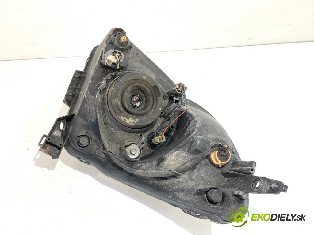 SUZUKI SWIFT III liftback 2009 67 kW 1.3 (RS 413) 1328 Svetlomet pravy predný 35100-62J11