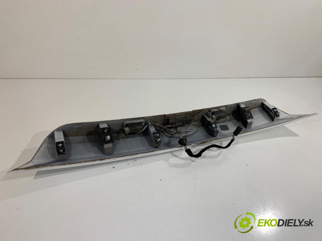 FORD FIESTA MK7 liftback 2015 70 kW 1.5 TDCi 1499 lišta dveří zadní část 8A61-A43404-B