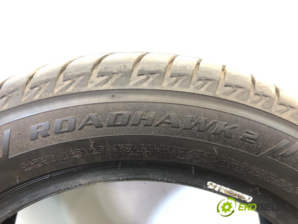 --- ---      PNEUMATIKA: 2X 205/55 R16 FIRESTONE