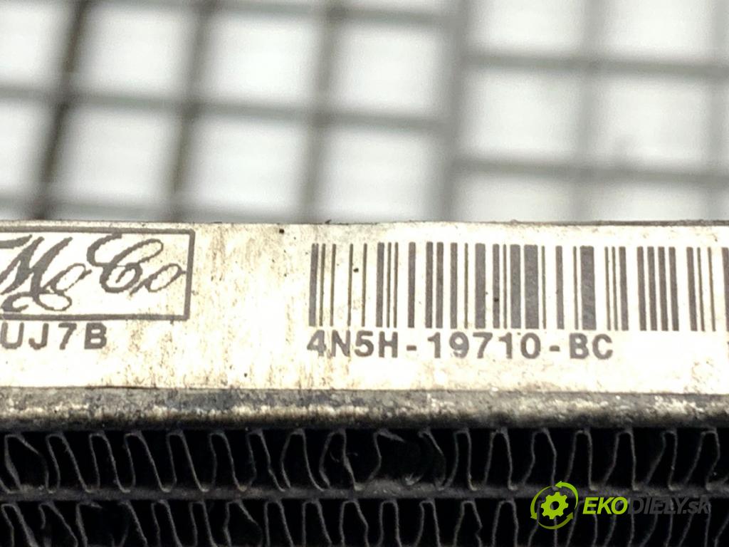 VOLVO V50 Kombi 2005 80 kW 1.6 D 1560 chladič klimatizace 4N5H-19710-BC (Chladič klimatizace)