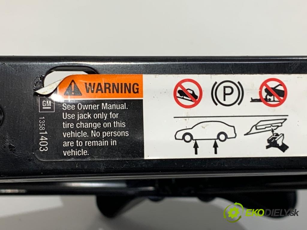 OPEL MOKKA SUV 2013 96 kW 1.7 CDTI (_76) 1686 Súprava náradia 25999761