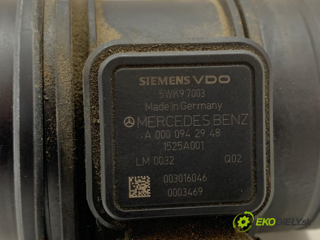 MERCEDES-BENZ W245 liftback 2006 103 kW B 200 CDI (245.208) 1991 váha vzduchu A0000942948 (Snímač hmotnosti vzduchu)