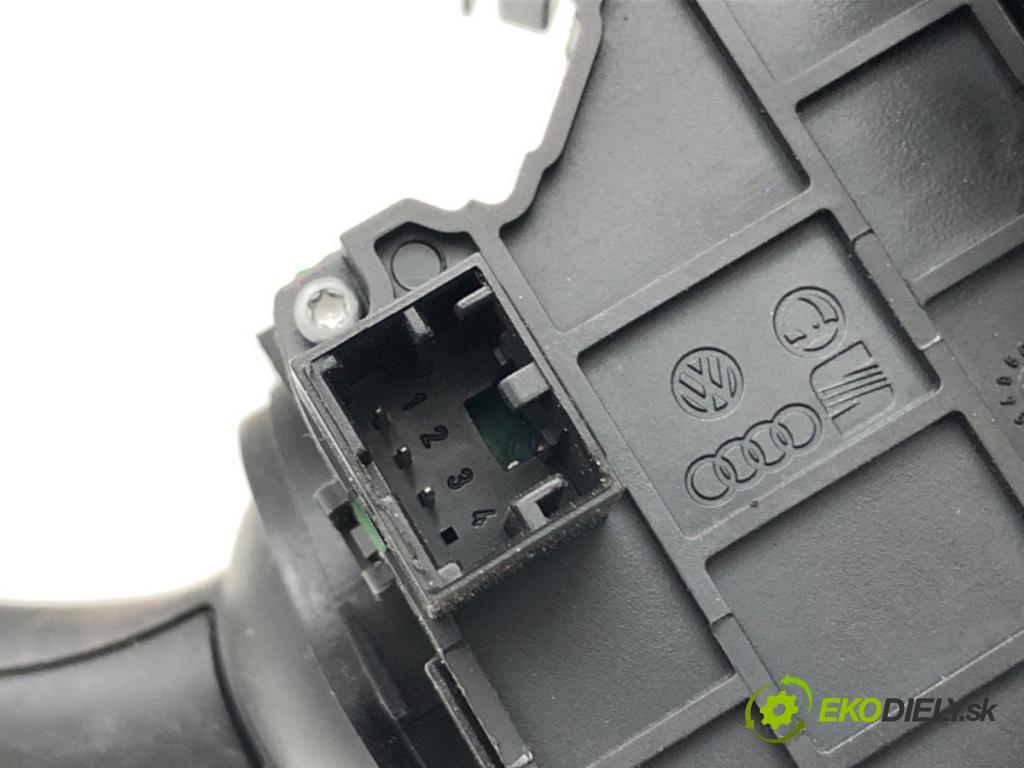 AUDI A6 C6 Kombi 2007 120 kW 2.7 TDI 2698 přepínač kombinovaný 4E0953503C (Páčky pod volantem)