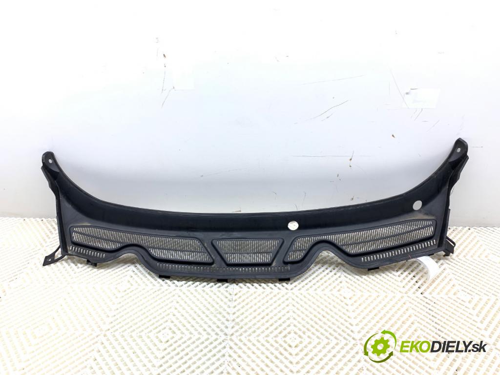 FORD ECOSPORT SUV 2021 92 kW 1.0 EcoBoost 998 Torpédo, plast pod čelné okno CN15-A02216-DBW (Torpédo (plast pod čelným sklom))