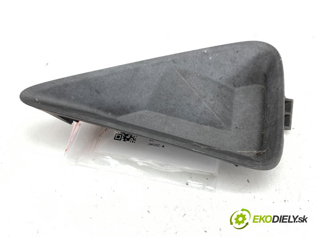 HONDA CIVIC VIII liftback 2007 103 kW 2.2 CTDi (FK3) 2204 mří nárazníka pravý přední část 71105-SMG-E000