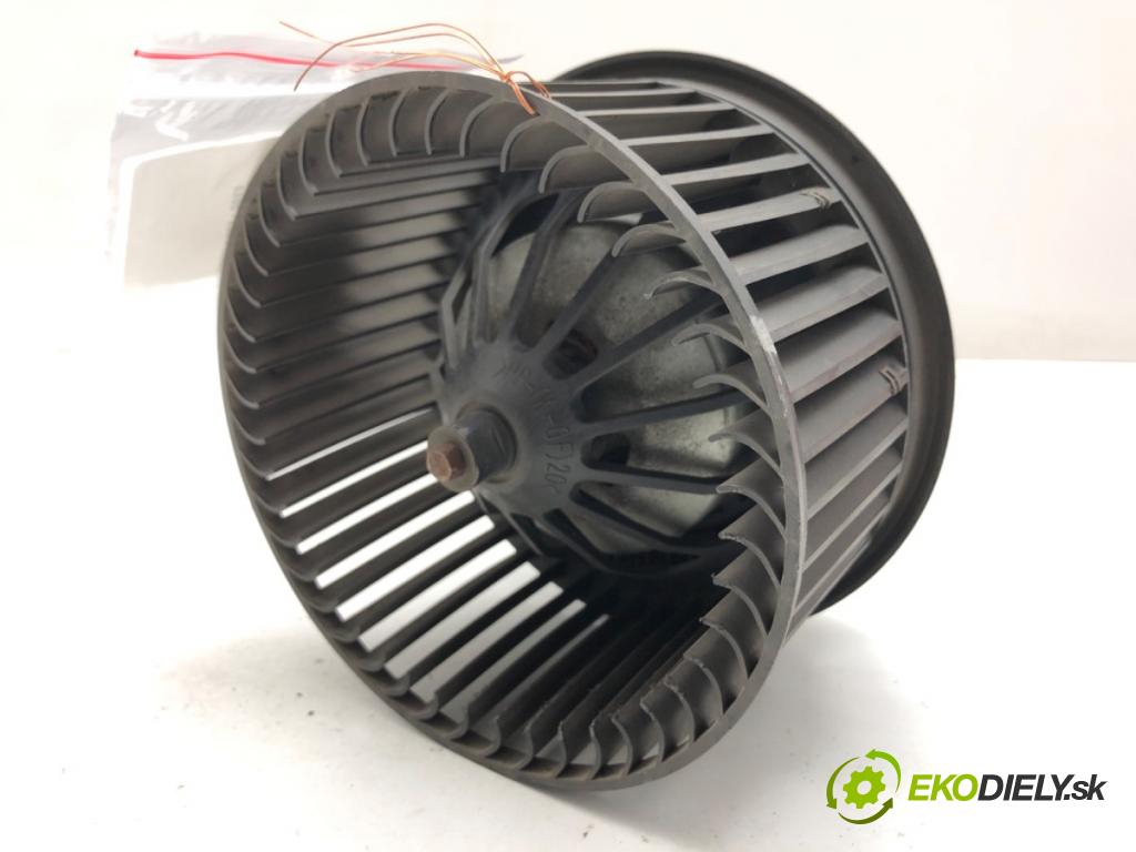 VOLVO V50 Kombi 2005 80 kW 1.6 D 1560 ventilátor kúrenia 4M5H-18456-CD