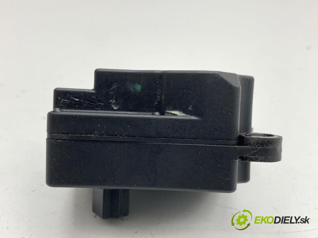 VOLVO V50 Kombi 2005 80 kW 1.6 D 1560 motor topení 4N5H-19E616-6652A