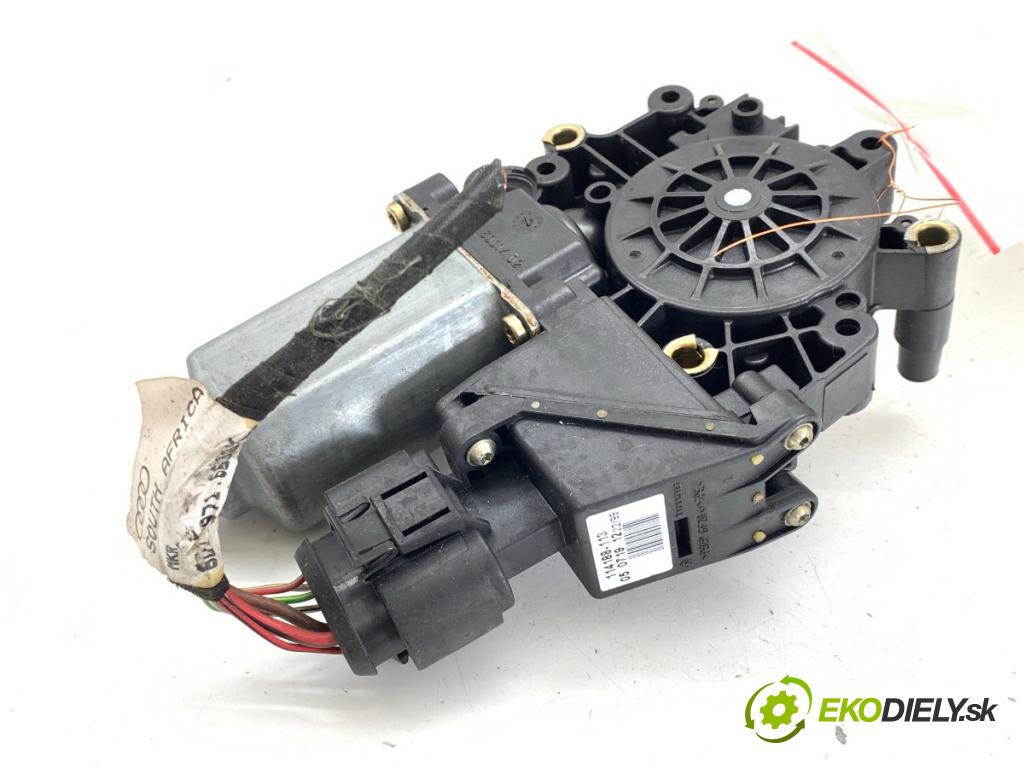 AUDI A4 B5 sedan 1999 92 kW 1.8 1781 motor sťahovaní okna levý zadní část 114188-113