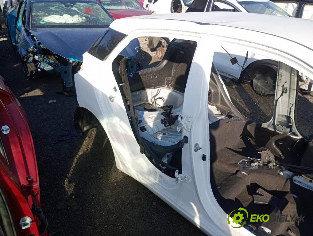 HYUNDAI i20 II liftback 2018 62 kW 1.2 1248 KAROSERIA ČTVRŤÁK blatník práh střecha PODŁUŻNICA