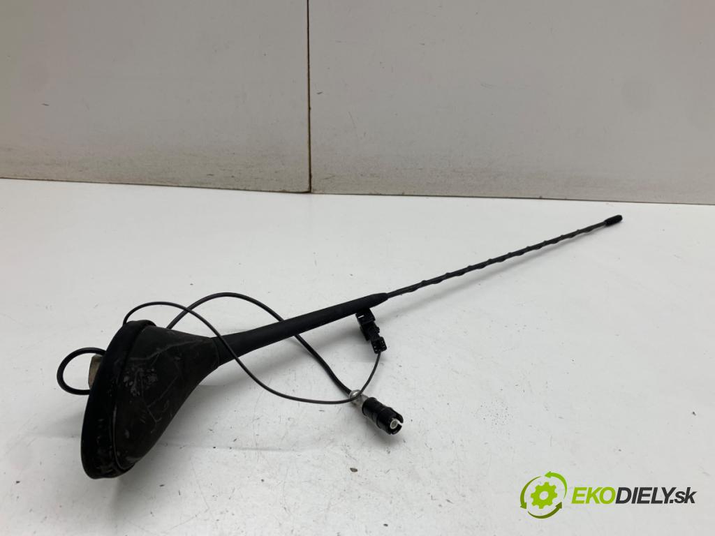 CITROEN C3 I liftback 2004 50 kW 1.4 HDi 1398 ANTENA 