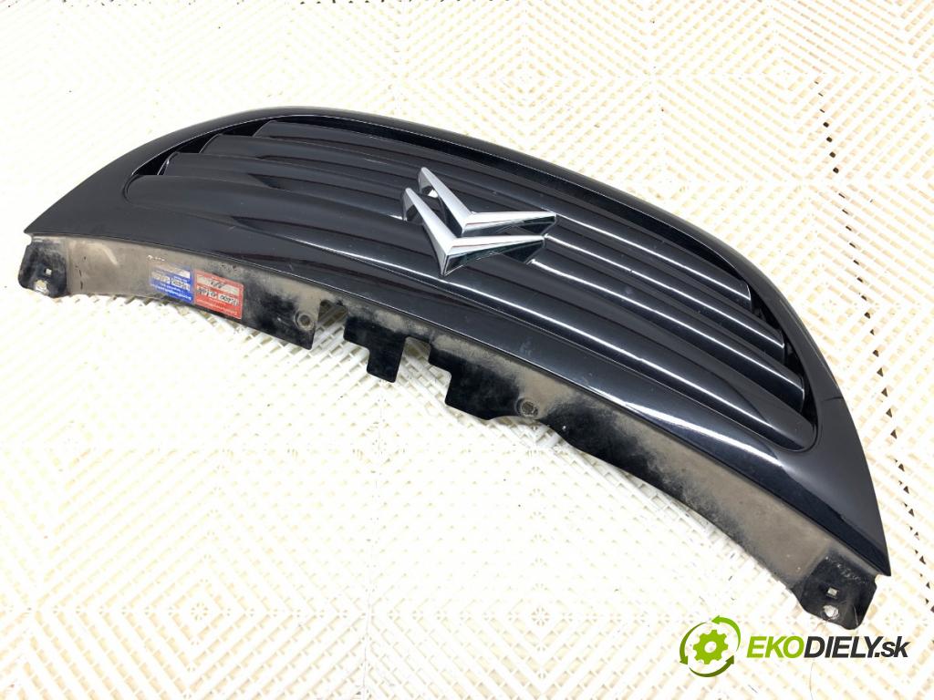 CITROEN C3 I liftback 2004 50 kW 1.4 HDi 1398 mřížka maska 9642692880 (Přední mřížka (maska chladiče))