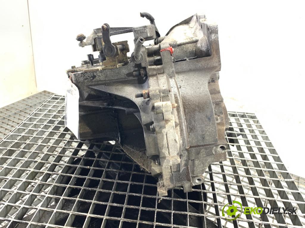 VOLVO V50 Kombi 2005 80 kW 1.6 D 1560 převodovka D2M2A (Převodovka)