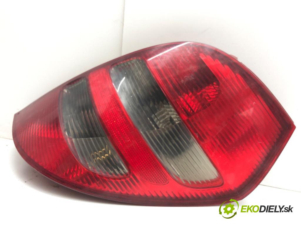 MERCEDES-BENZ W169 liftback 2005 103 kW A 200 CDI (169.008, 169.308) 1991 Svetlo pravy zad