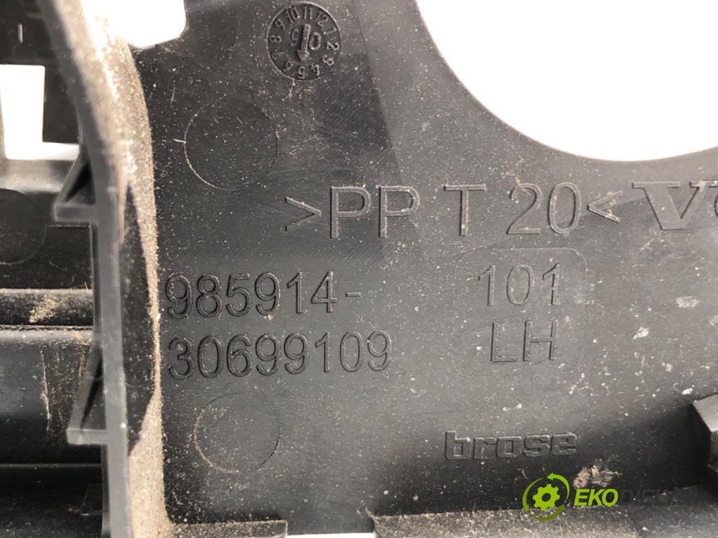 VOLVO V50 Kombi 2005 125 kW 2.4 2435 zámok dveře levý přední část 30699109
