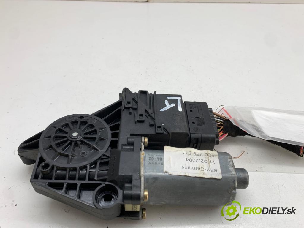 VW PASSAT B5 FL sedan 2004 74 kW 1.9 TDI 1896 motor sťahovaní okna levý zadní část 1Q0959811