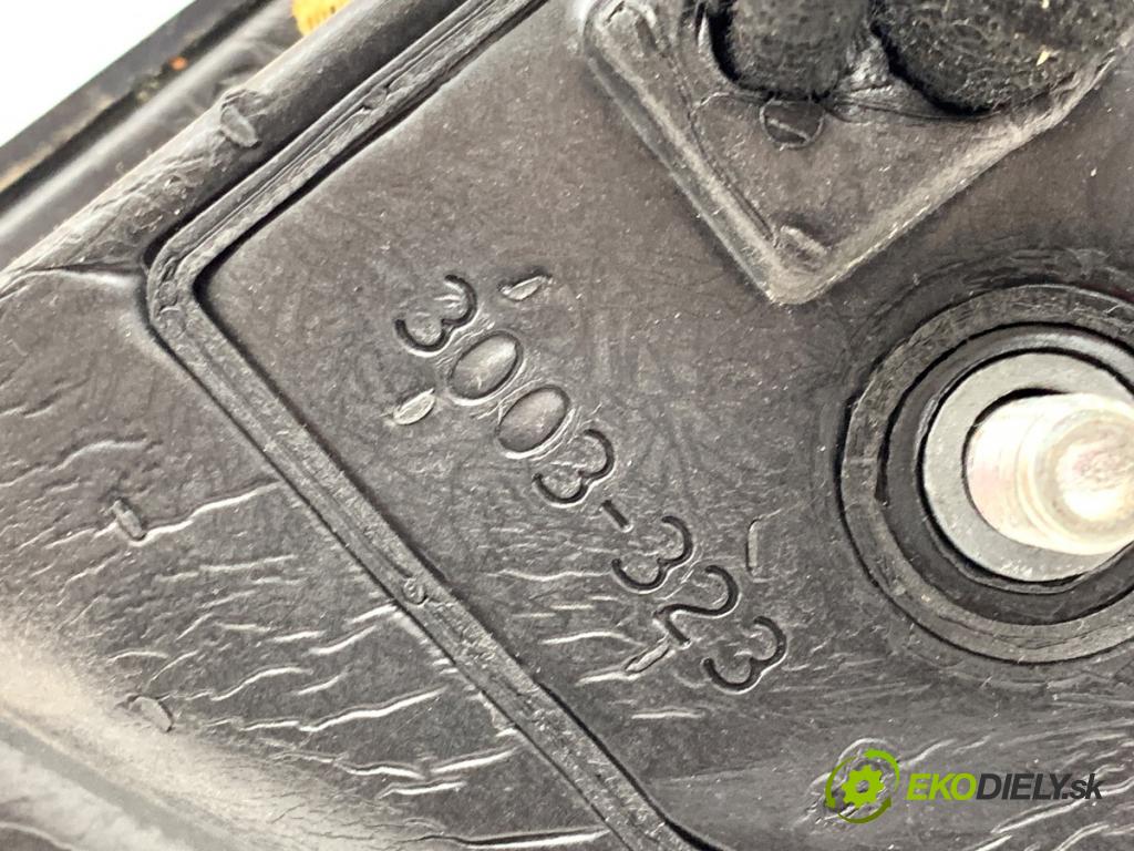 VOLVO V50 Kombi 2005 125 kW 2.4 2435 zpětné zrcátko levý