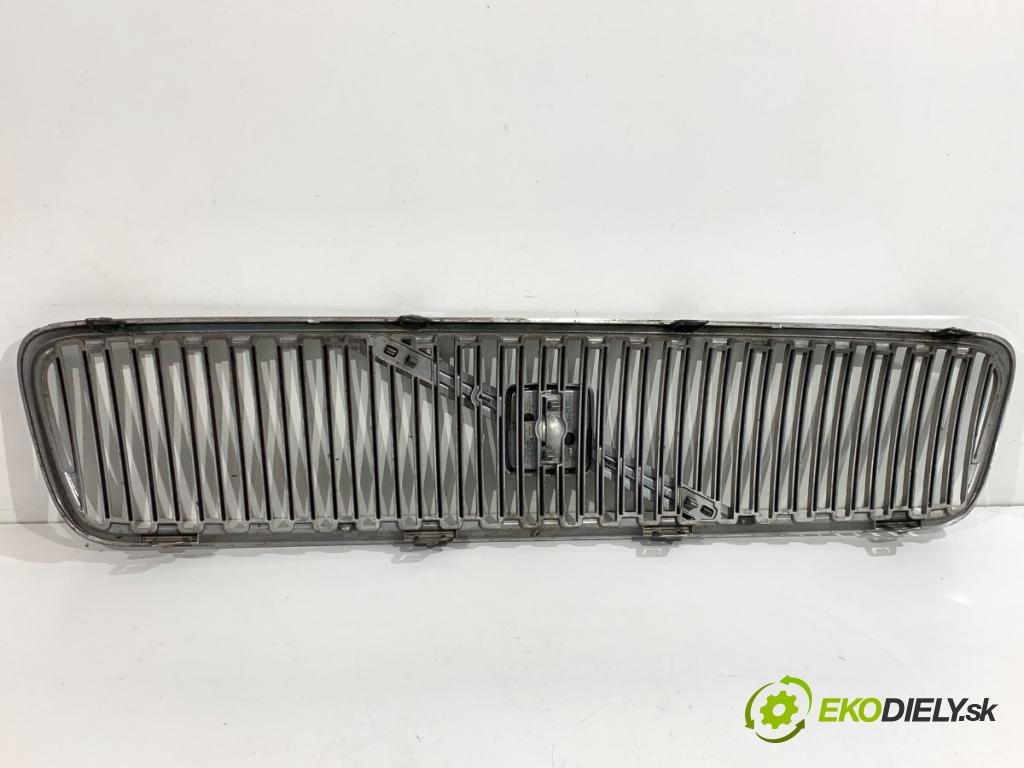 VOLVO V50 Kombi 2005 125 kW 2.4 2435 mřížka maska  (Přední mřížka (maska chladiče))