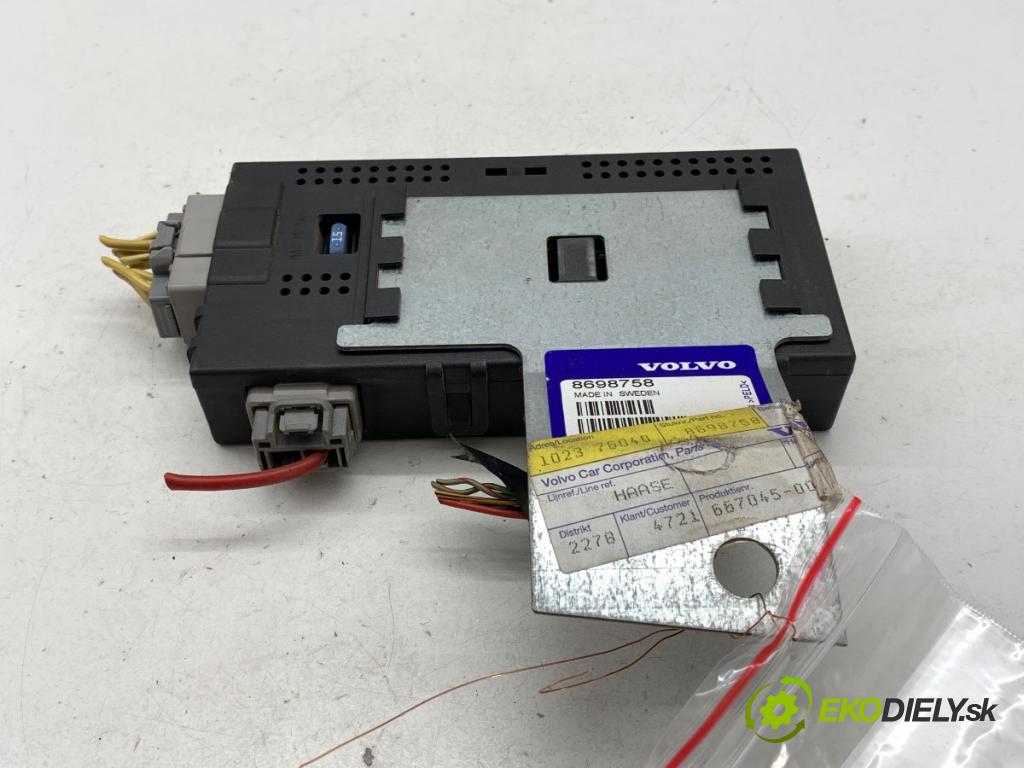 VOLVO V50 Kombi 2005 125 kW 2.4 2435 Modul ťažného oka 8698475 (Riadiaca jednotka ostatné)