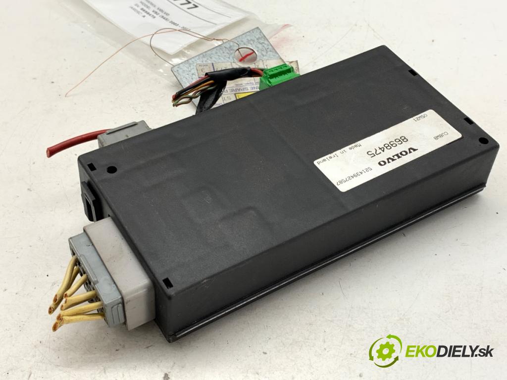 VOLVO V50 Kombi 2005 125 kW 2.4 2435 Modul ťažného oka 8698475 (Riadiaca jednotka ostatné)