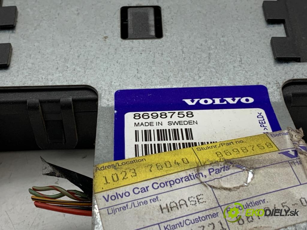 VOLVO V50 Kombi 2005 125 kW 2.4 2435 Modul ťažného oka 8698475 (Riadiaca jednotka ostatné)