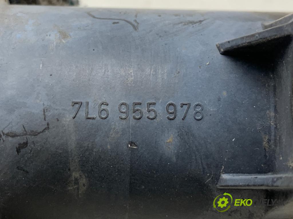 VW TOUAREG SUV 2004 128 kW 2.5 R5 TDI 2461 ostřikovače světla pravý přední část 7L6955978