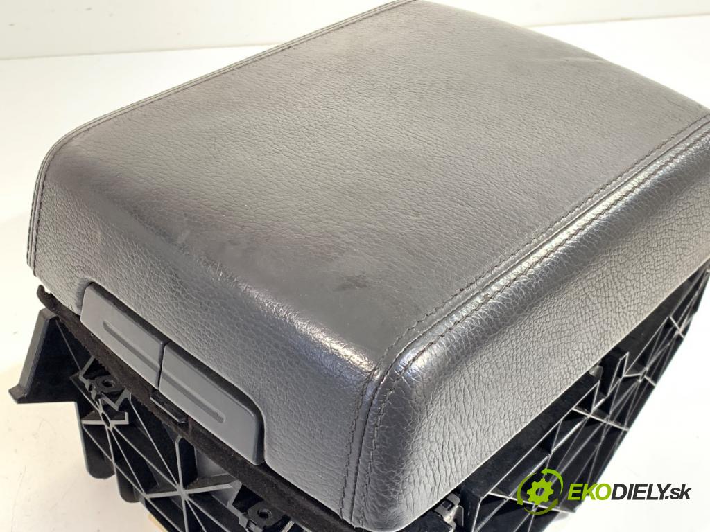 VW TOUAREG SUV 2004 128 kW 2.5 R5 TDI 2461 Lakťová opierka  (Lakťová opierka)
