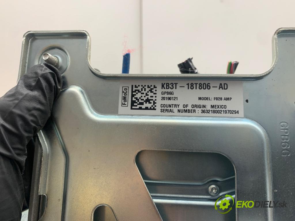 FORD RANGER V  2019 213 kW 2.3 213 kW [290 KM] benzyna 2019 - 2022 2261 zesilovač KB3T-18T806-AD (Zesilovač)