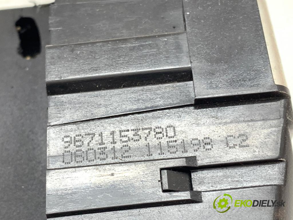 CITROEN C4 PICASSO I nadwozie wielkoprzestrzenne (MPV) 2012 82 kW 1.6 HDi 110 1560 zámok dveří zadní část 9671153780