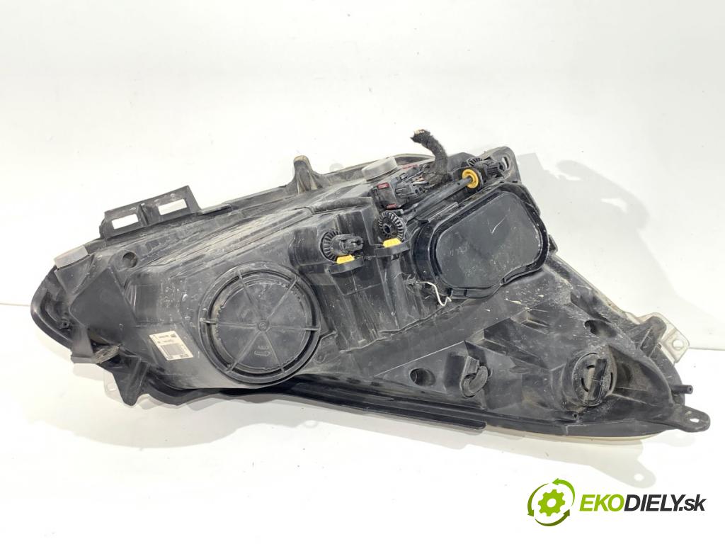 OPEL CORSA D liftback 2007 55 kW 1.3 CDTI (L08, L68) 1248 světlomet levý přední část 89313299