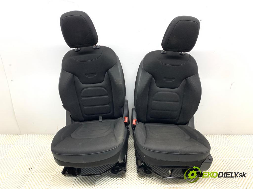 JEEP RENEGADE SUV 2015 103 kW 2.0 CRD 4x4 1956 sedadla sedačky sedadlo boční