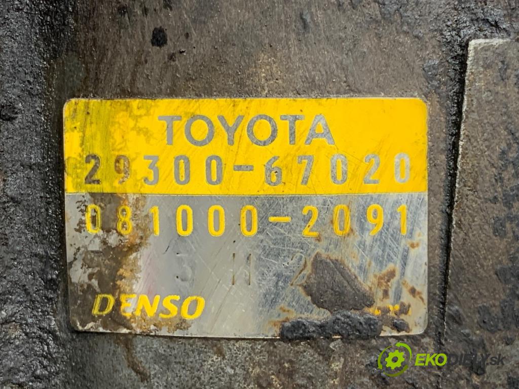 TOYOTA LAND CRUISER J12 samochód terenowy zamknięty 2005 120 kW 3.0 D-4D (KDJ120, KDJ125) 2982 pumpa vakuová 29300-67020