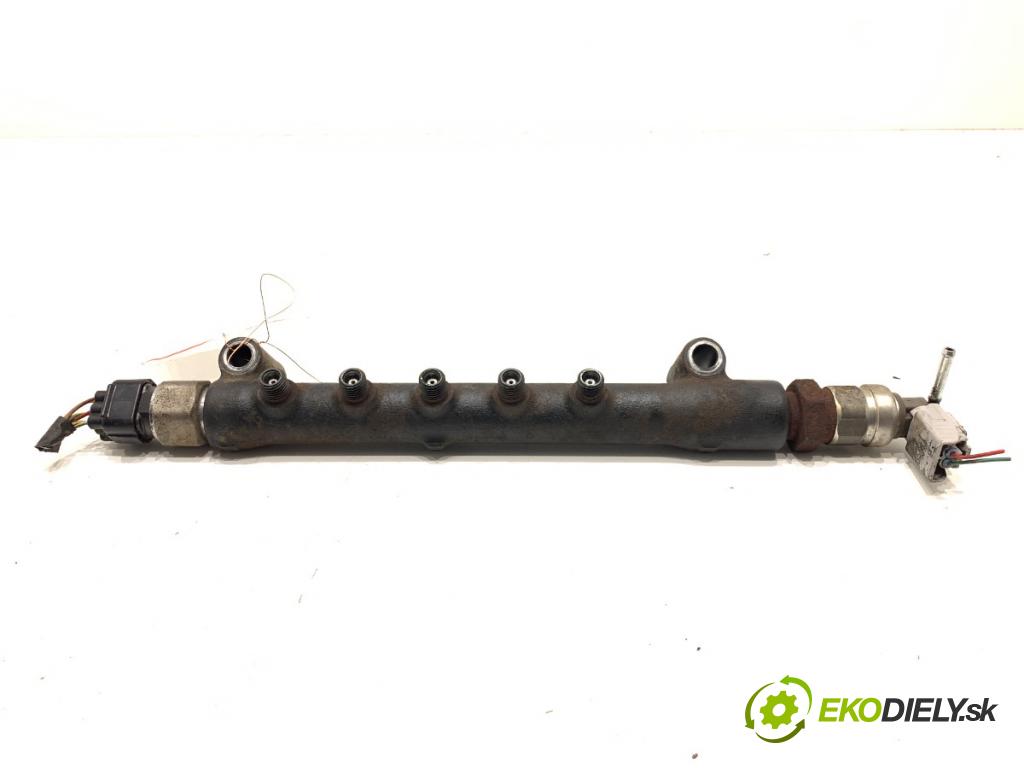 TOYOTA LAND CRUISER J12 samochód terenowy zamknięty 2005 120 kW 3.0 D-4D (KDJ120, KDJ125) 2982 lišta vstřikovací  (Vstřikovací lišta)