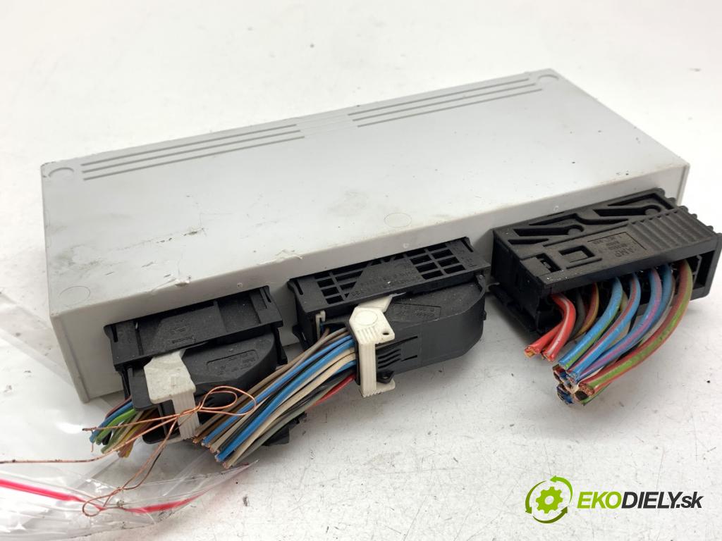 BMW E46 sedan 2000 135 kW 330 d 2926 Modul komfortu 8385540 (Modul komfortu)