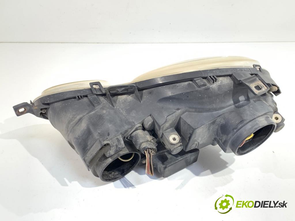 VW POLO IV 9N liftback 2003 47 kW 1.2 12V 1198 světlomet pravý přední část
