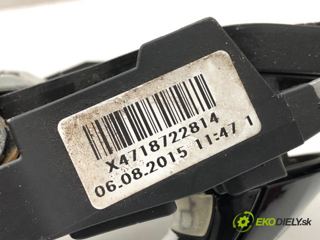 BMW F06 coupe 2015 230 kW 640 d xDrive 2993 klika vnejší pravý přední část 7187228