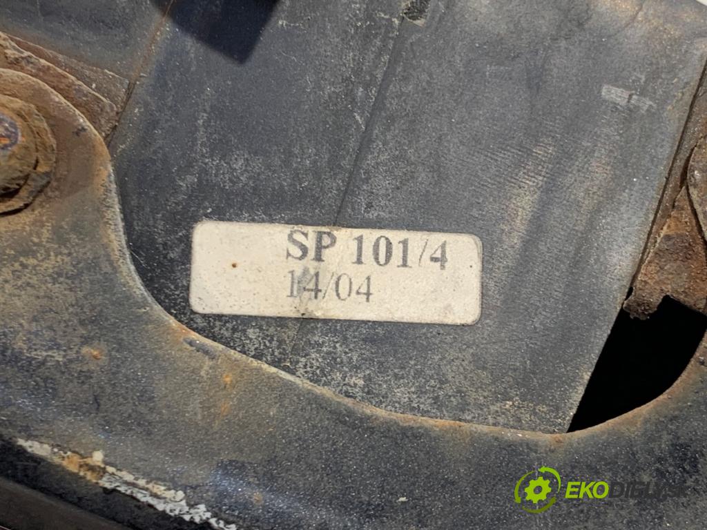 OPEL FRONTERA B samochód terenowy zamknięty 1999 151 kW 3.2 i (6B1VF, 6B1_6) 3165 Svetlo ľavy zad