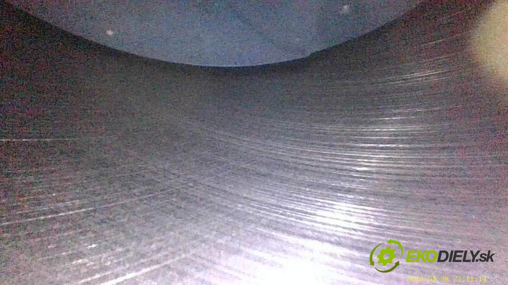VOLVO V40 liftback 2014 110 kW D3 1984 Motor D5204T6 (Motor)