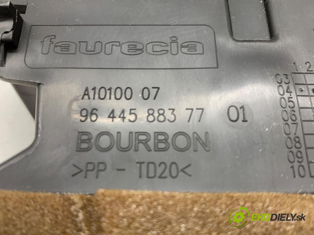 PEUGEOT 407 sedan 2004 100 kW 2.0 (6DRFNB, 6DRFNE) 1997 mří topení zadní část 9644588377