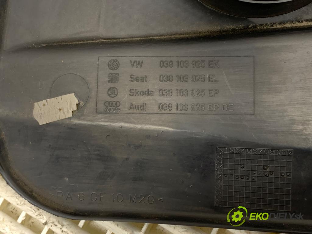 VW GOLF IV liftback 2004 74 kW 1.9 TDI 1896 Kryt Motor 038103925EK (Kryt motora)