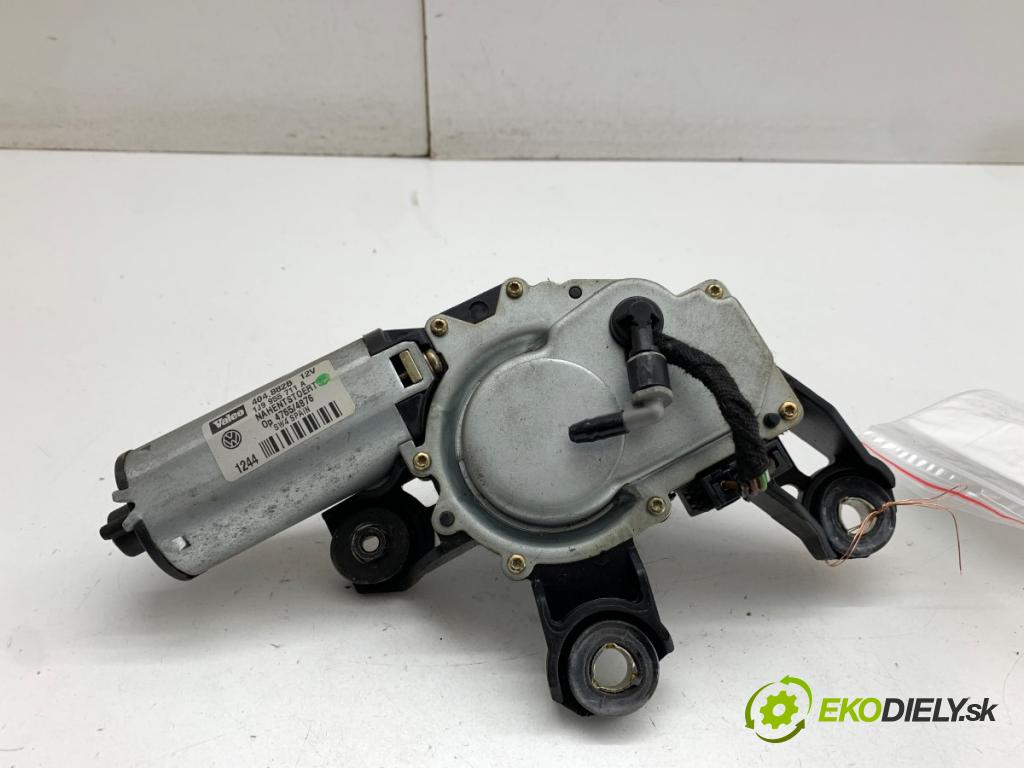 VW GOLF IV liftback 2004 74 kW 1.9 TDI 1896 motor stěračů zadní část 1J9955711A