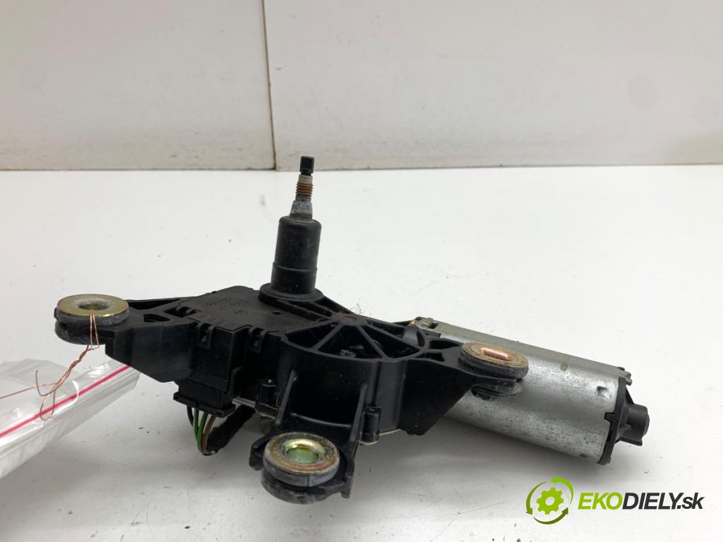 VW GOLF IV liftback 2004 74 kW 1.9 TDI 1896 motor stěračů zadní část 1J9955711A