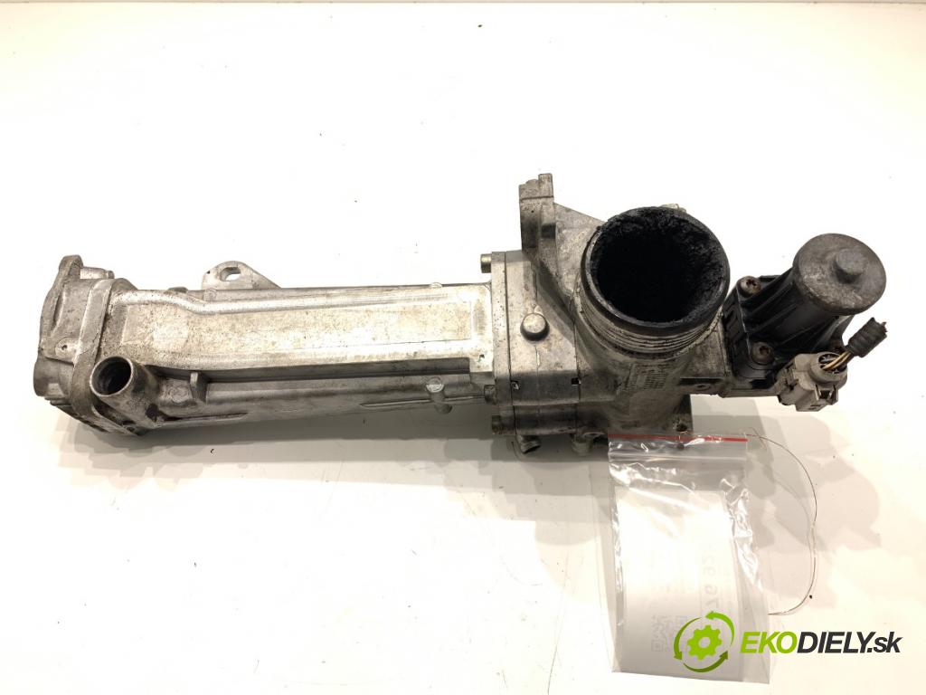 VOLVO V40 liftback 2014 110 kW D3 1984 ventil EGR CHLADIČ: 31422235