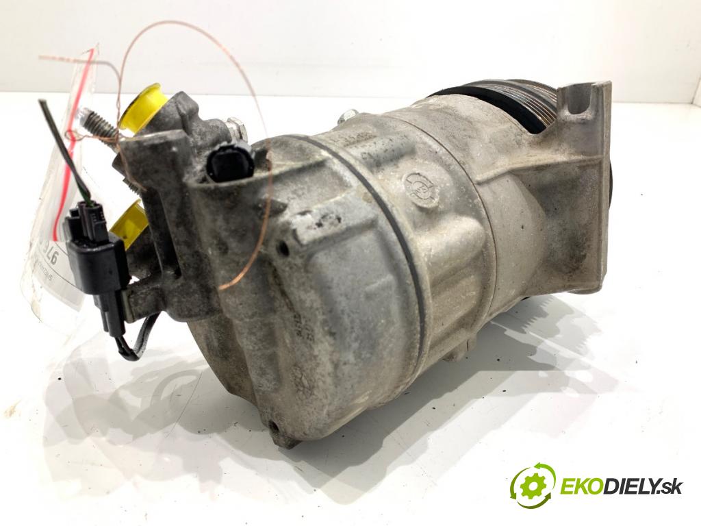 VOLVO V40 liftback 2014 110 kW D3 1984 Kompresor klimatizácie P31292175 (Kompresor klimatizácie)