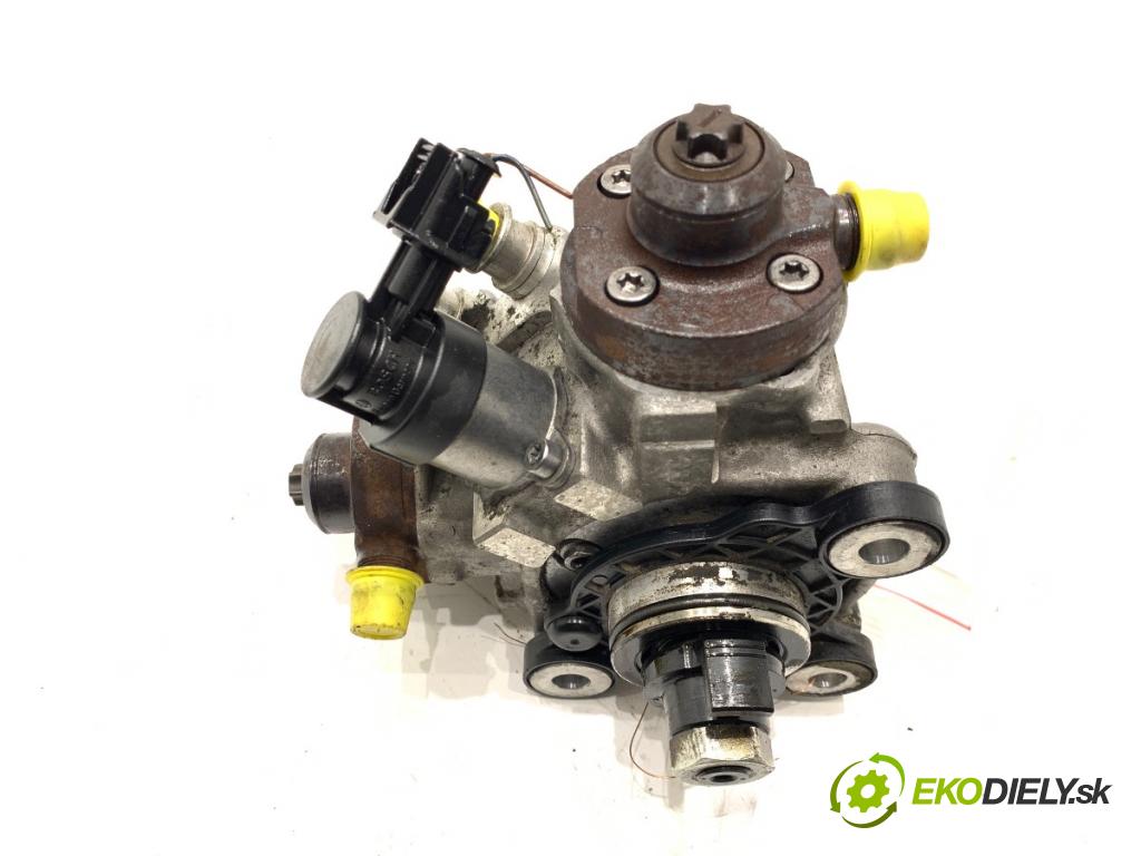 VOLVO V40 liftback 2014 110 kW D3 1984 pumpa vstřikovací 31372081 (Vstřikovací čerpadlo)